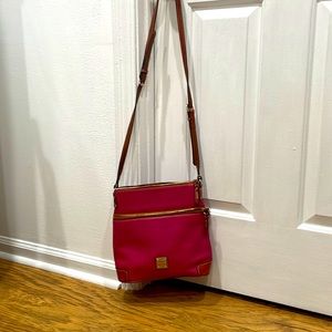 Dooney & Bourke Crossbody bag, pink